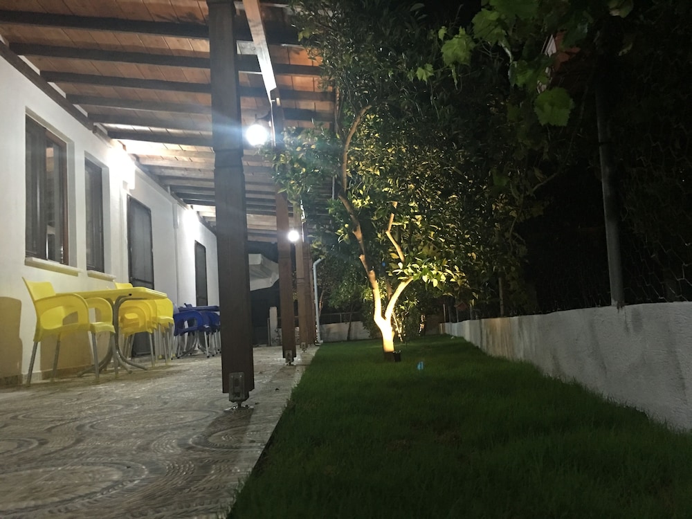 Altin Konaklari
