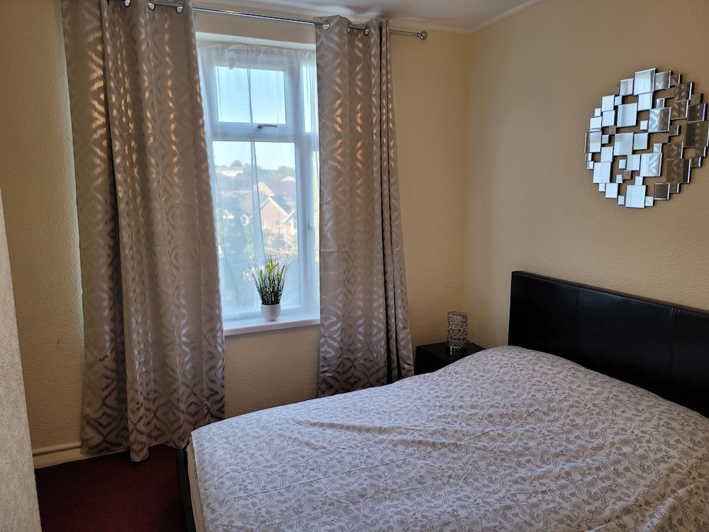 Bright & Homely Apartment, photo 5