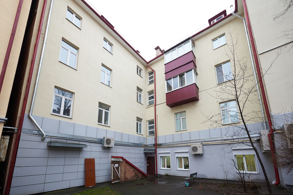 PaulMarie Apartments on Prs. Lenina view 3