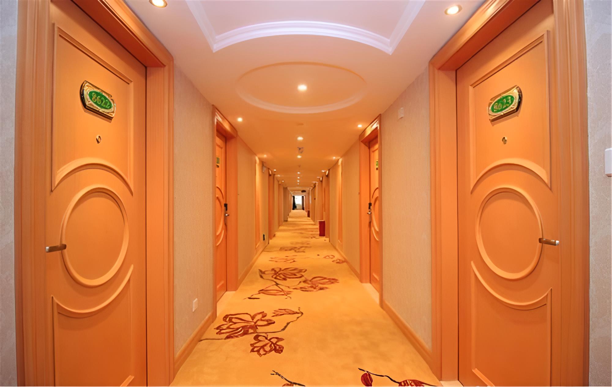 Vienna Hotel Binhai Pearl Branch