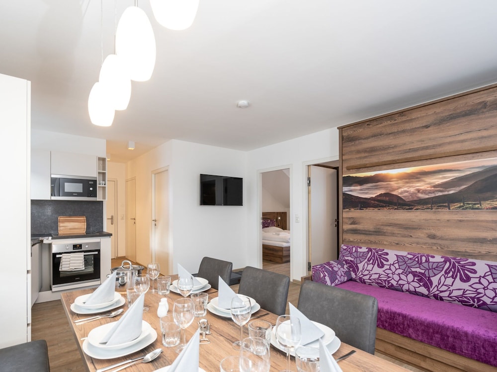 Large Apartment in Sankt Georgen With Balcony