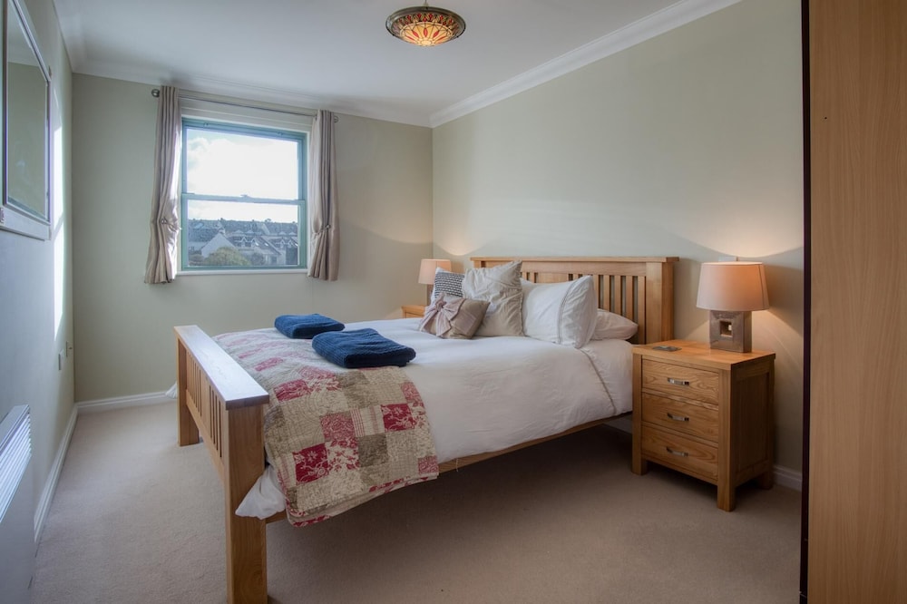 13 St Bride's Bay View - 4 Bedroom - Broad Haven