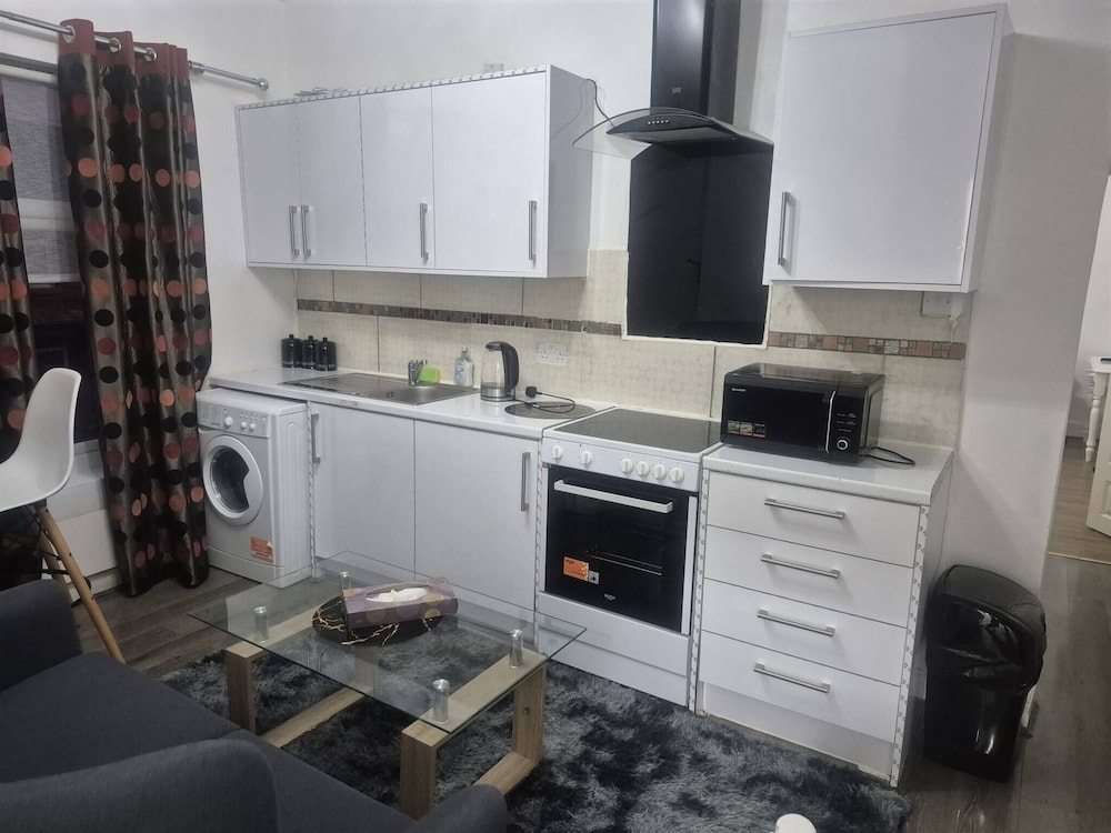 Bright and Modern Flat in Manchester's Heart