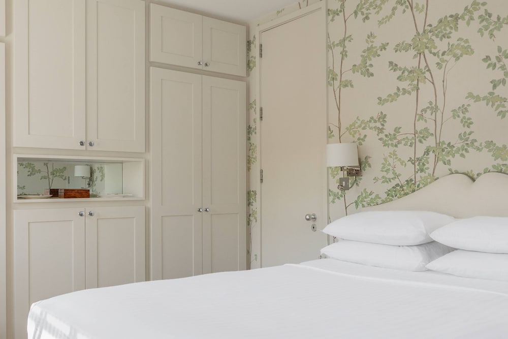 Chepstow Road X by Onefinestay