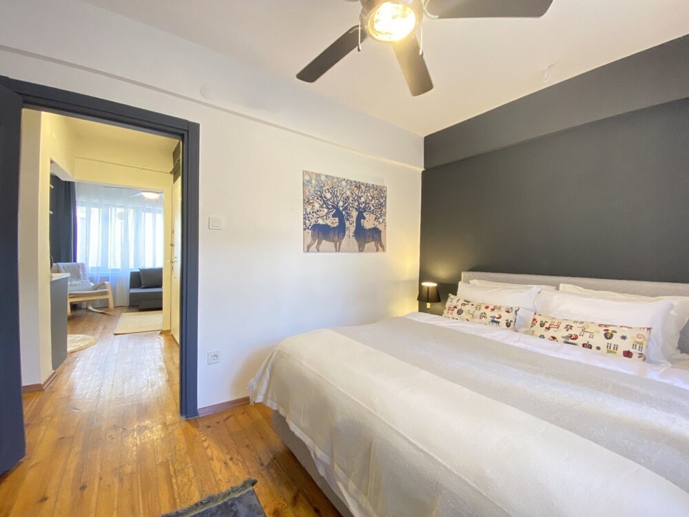 Chic Flat With Balcony in the Heart of Beyoglu