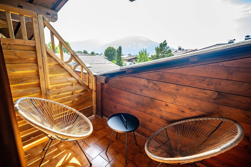 Lovely Apartment in Saalfelden With Balcony