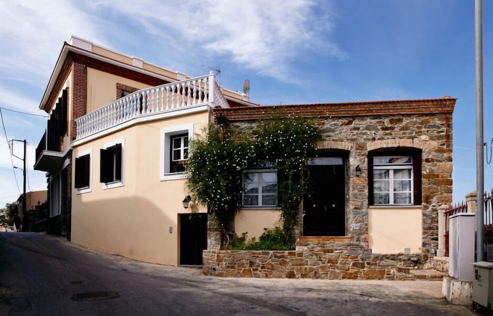 Yasemi of Chios