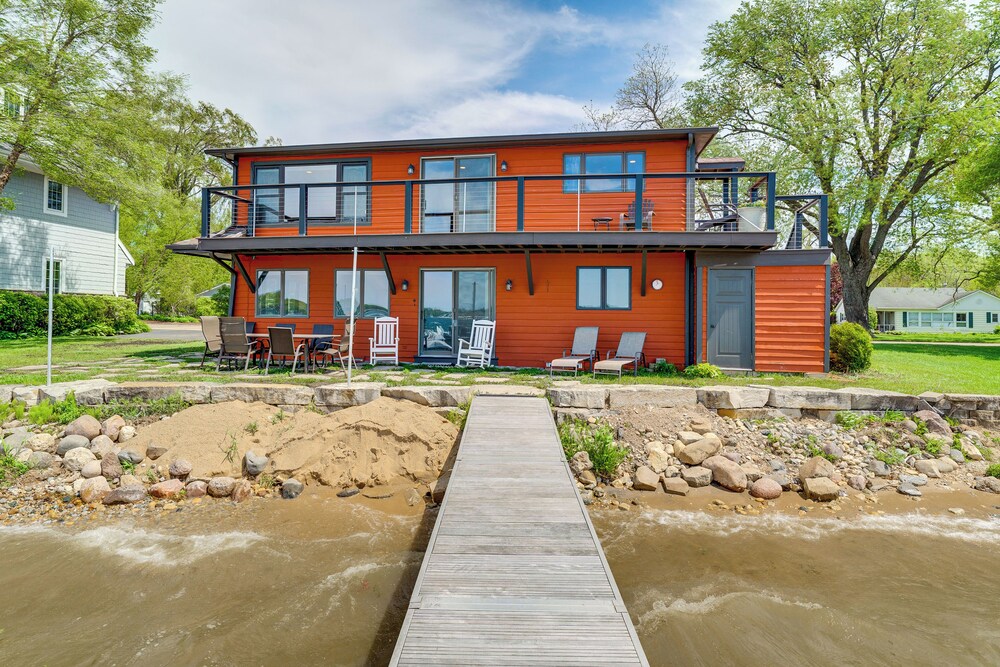 Steps to Powers Lake: Wisconsin Family Home
