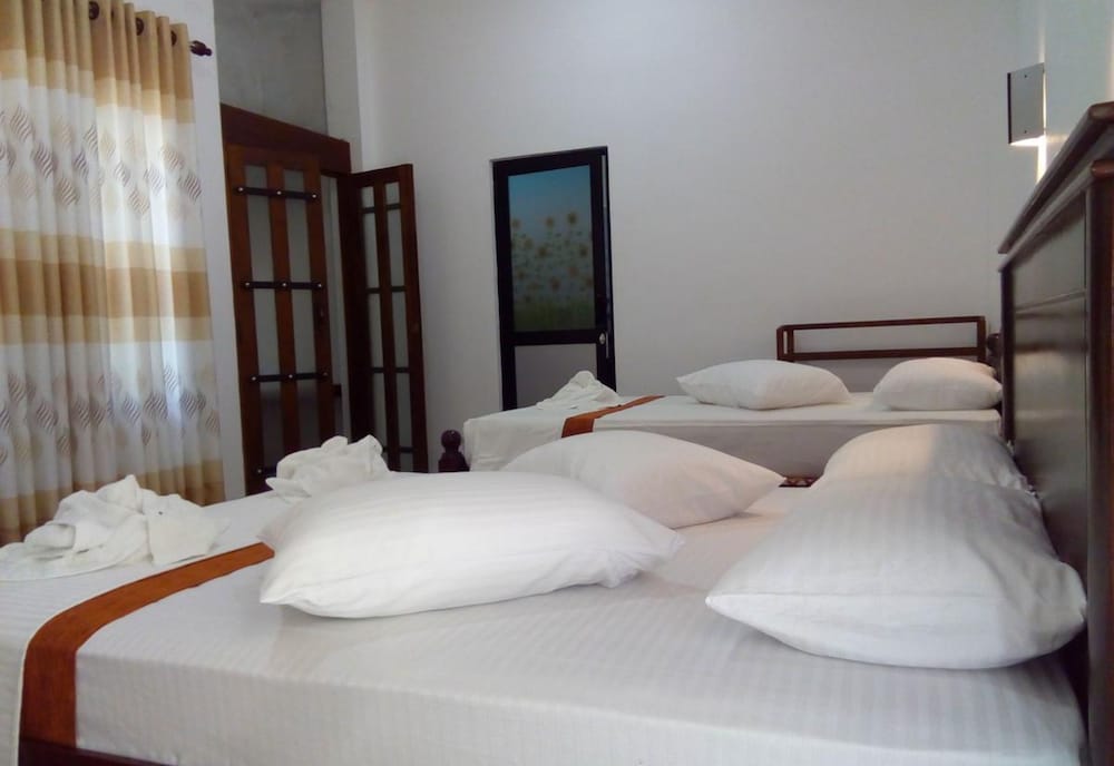 Dinstar Safari Lodge Udawalawa view 5
