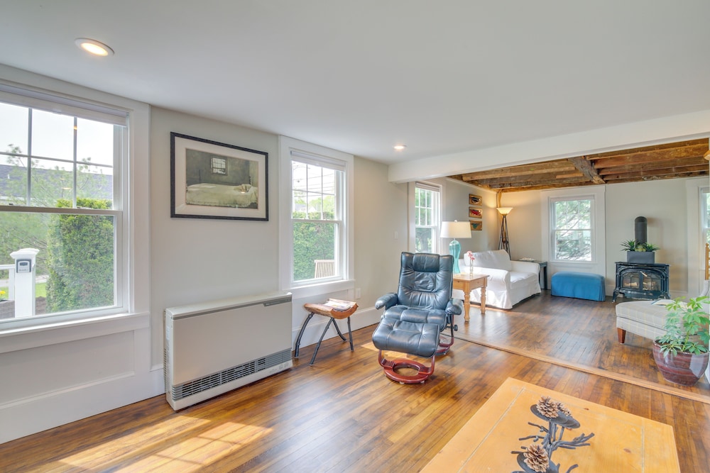 Rockland Home w/ Deck 5 Mins to Historic Downtown!, photo 17