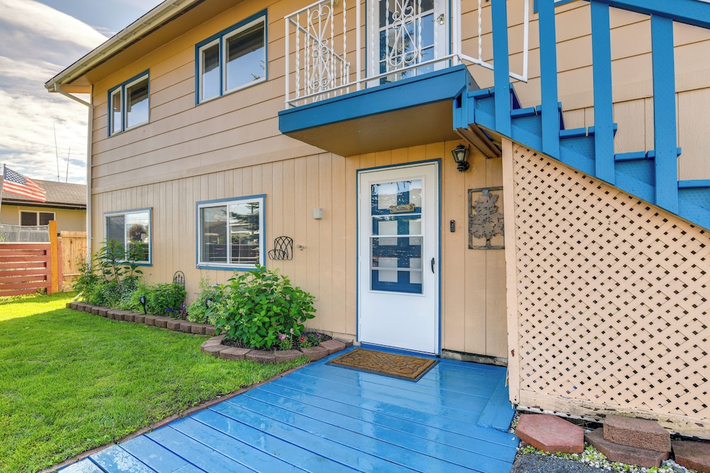 Hotel Cozy Apartment < 4 Miles to Downtown Anchorage! - Image 1