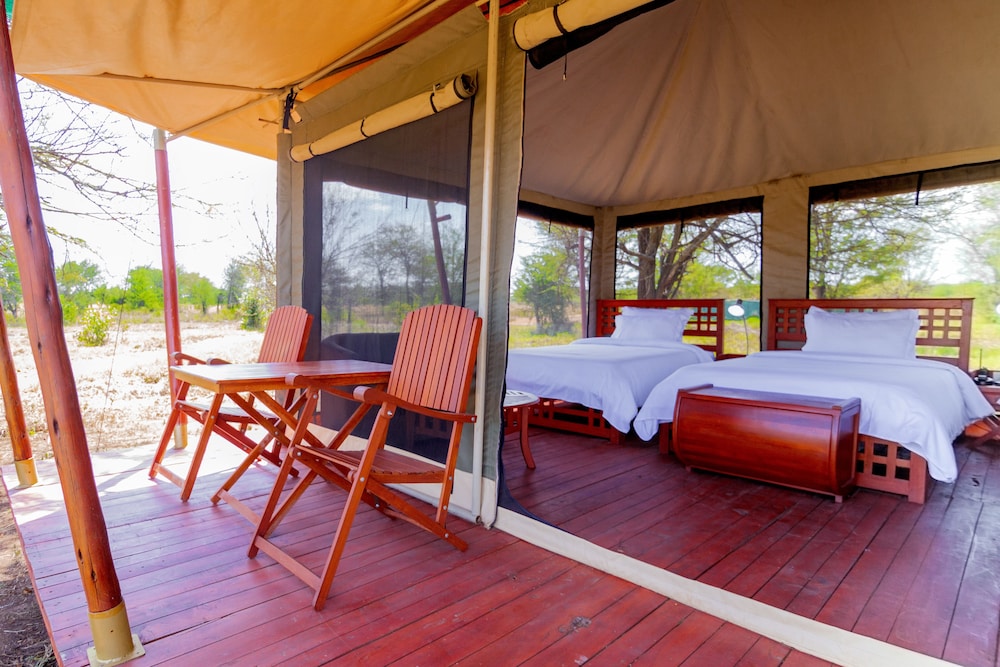Embalakai Authentic Camp view 3