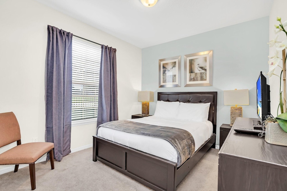 2027 MD - Windsor Westside Tranquil Haven