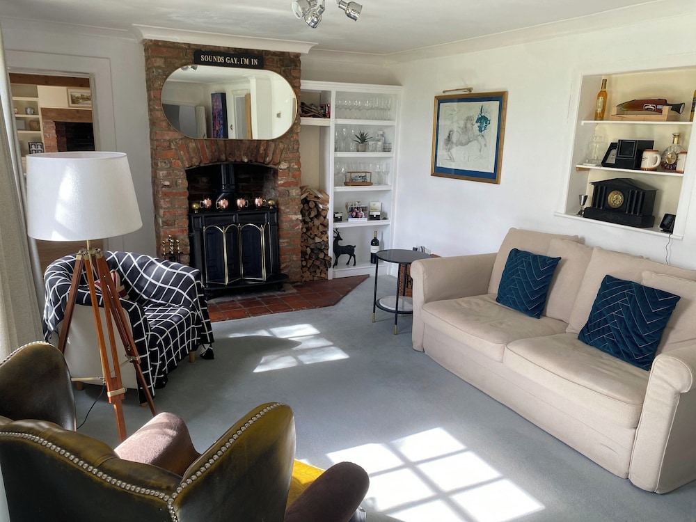 Guys Head Cottage