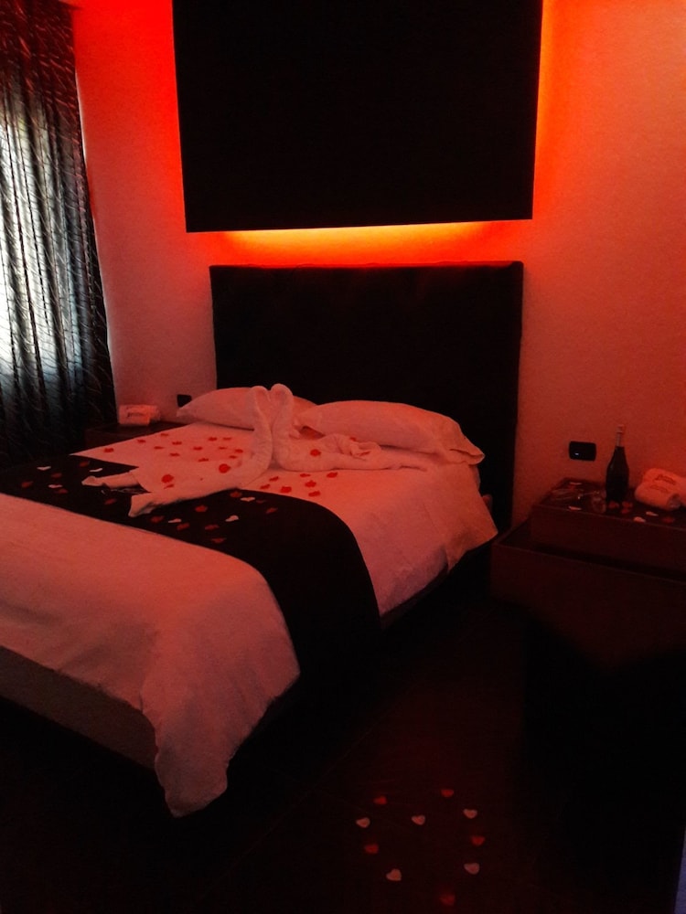 Al Campanile H. Napoli Centro by ClaPa Group Dislocated Hospitality