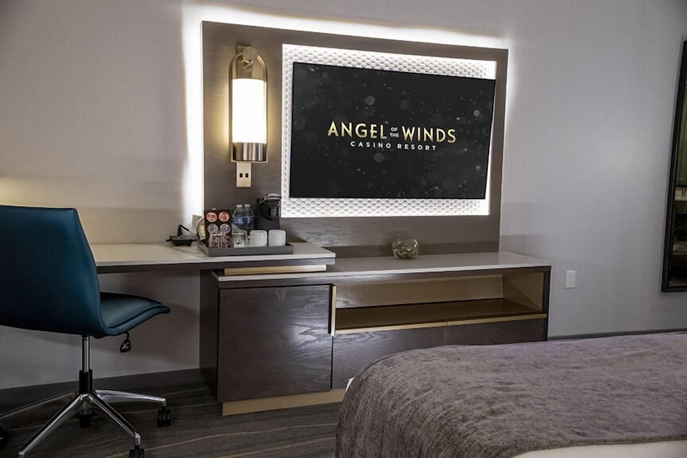 Angel Of The Winds Casino Resort