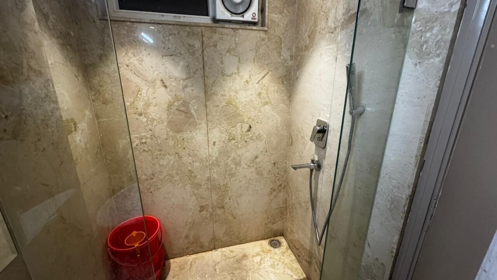 The PratiQ - Signature Boutique Hotel