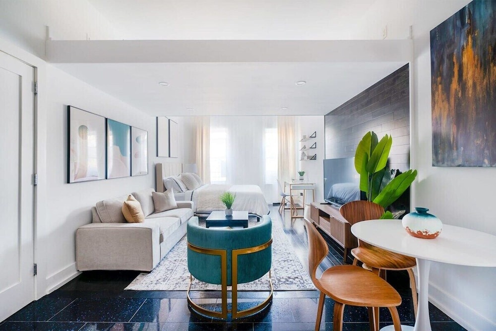 444 Midtown Apartments
