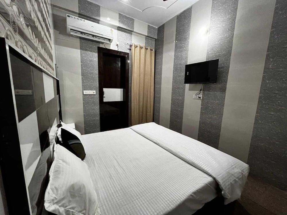 Hotel Bhaktivedanta Seva Dham Vrindavan