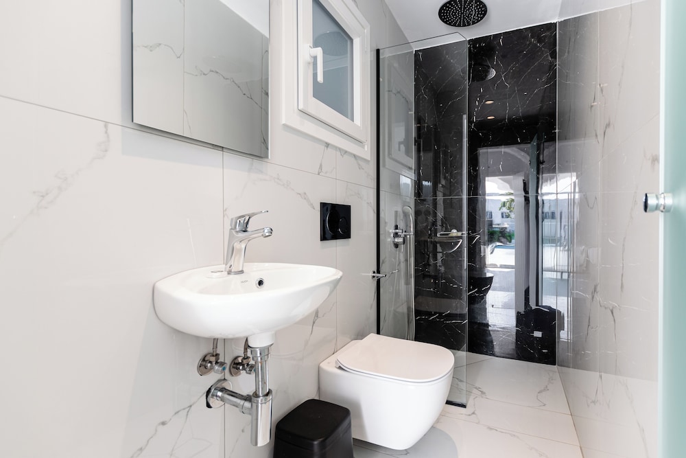 Naxian Queen Luxury Villas & Suites