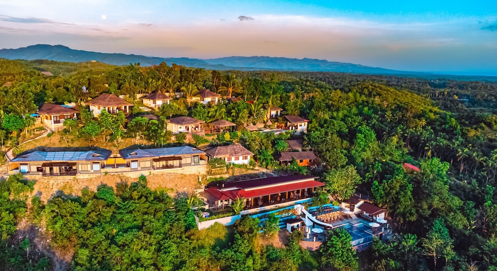 Marqis Sunrise Sunset Resort and Spa