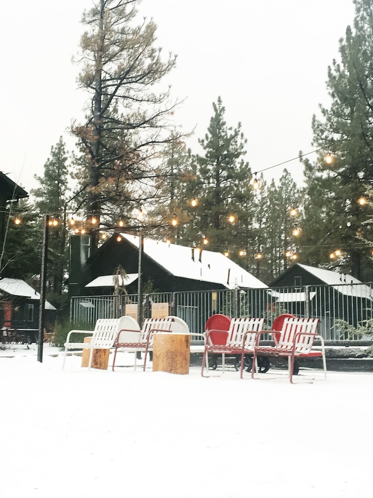 Noon Lodge at Mallard Bay