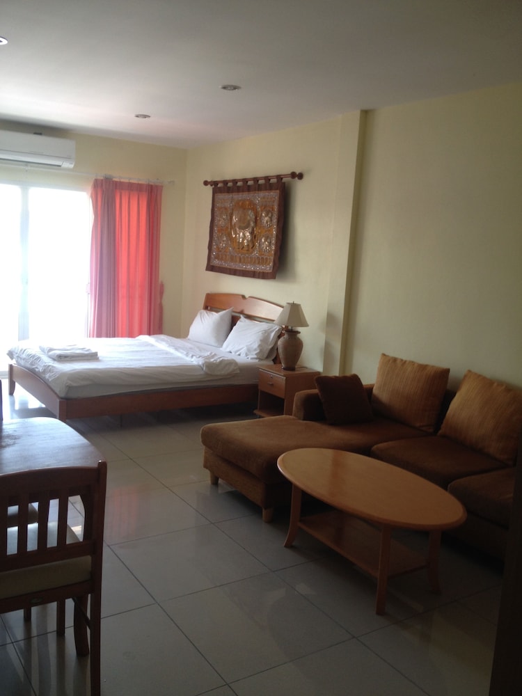 Jomtien Hostel