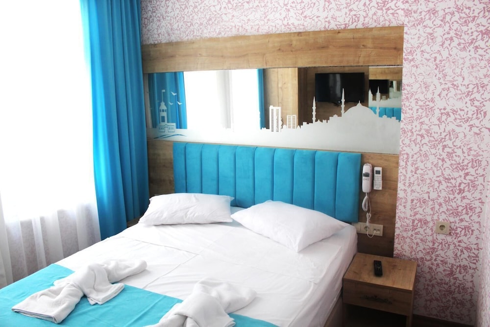 Megaron Hotel - Image 19