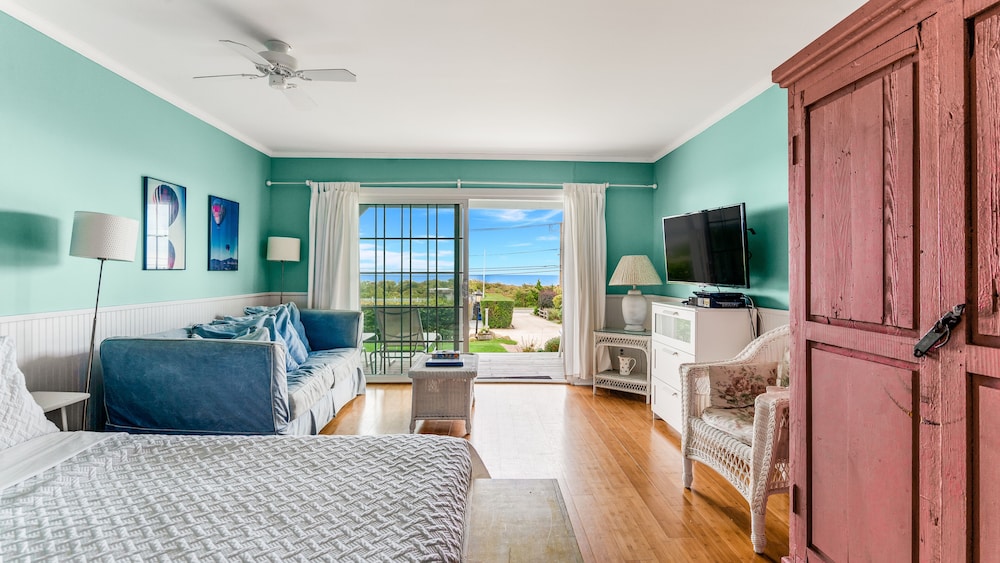 Beach Plum Resort