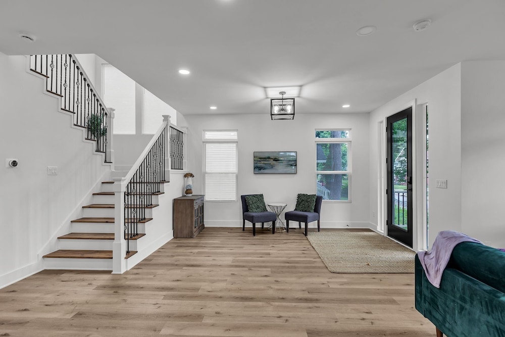 Brand-new 4br Unique Design Near Downtown Indy 4 Bedroom Home