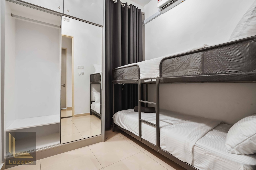 Legasi Kampung Bharu Guesthouse