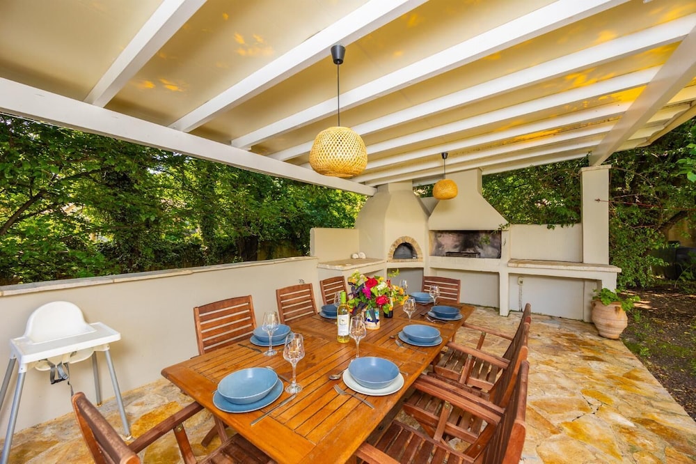 Ormos Beach House in Apraos