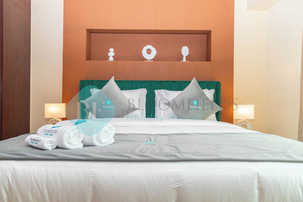Bloomfields 2BR TH Marina Square Al Reem