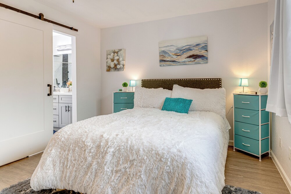 Families Welcome! Recently Renovated Home in Katy