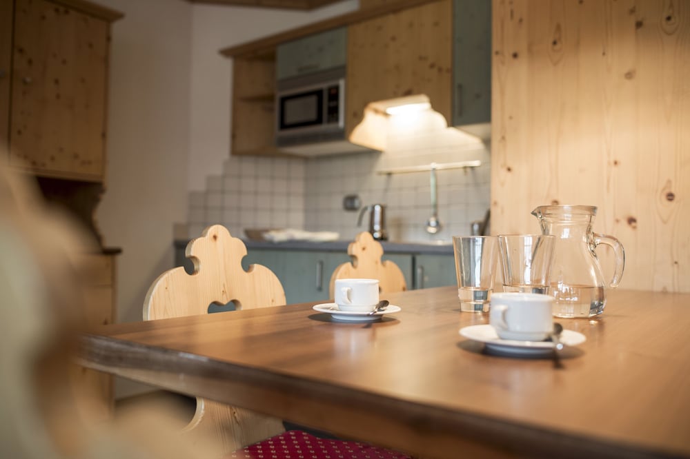 Post Alpina - Family Mountain Chalets