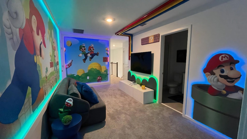Solara Dreams 4BD Pool Home Next to Disney