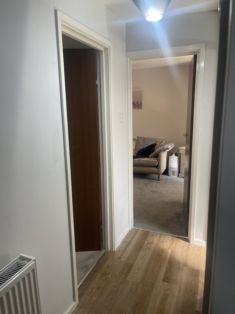 Beautiful one bed Apartment in Cardiff Good Links view 5