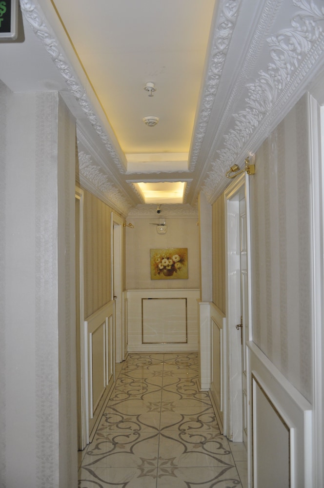 Azade Butik Otel