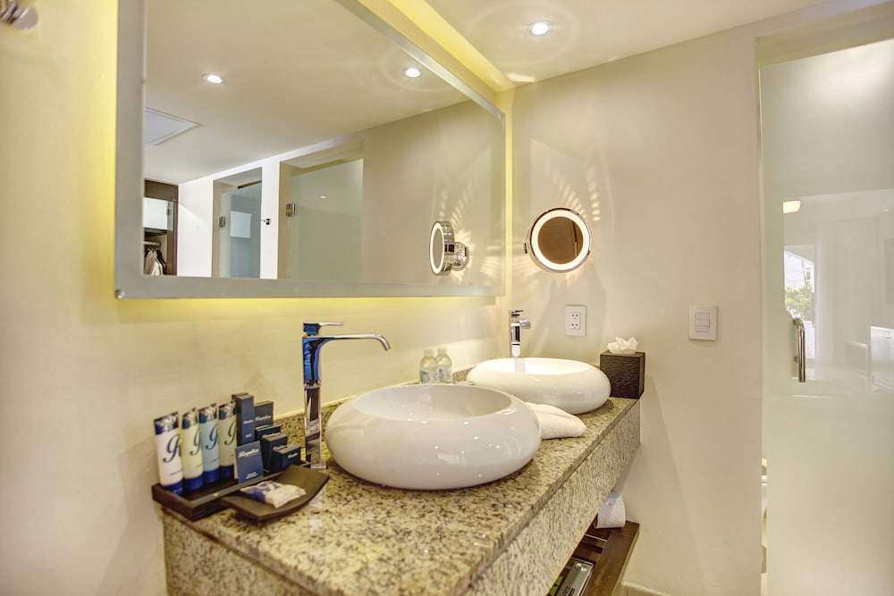 Punta Cana Vacations - Royalton Punta Cana, An Autograph Collection All-Inclusive Resort  Casino - Property Image 43