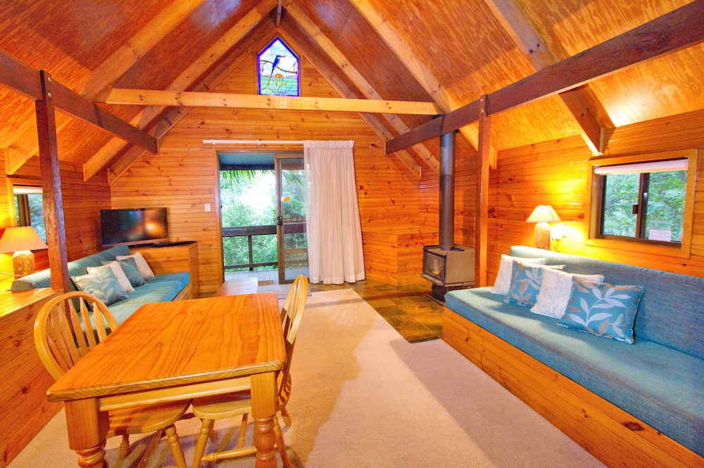 Mt Glorious Getaways