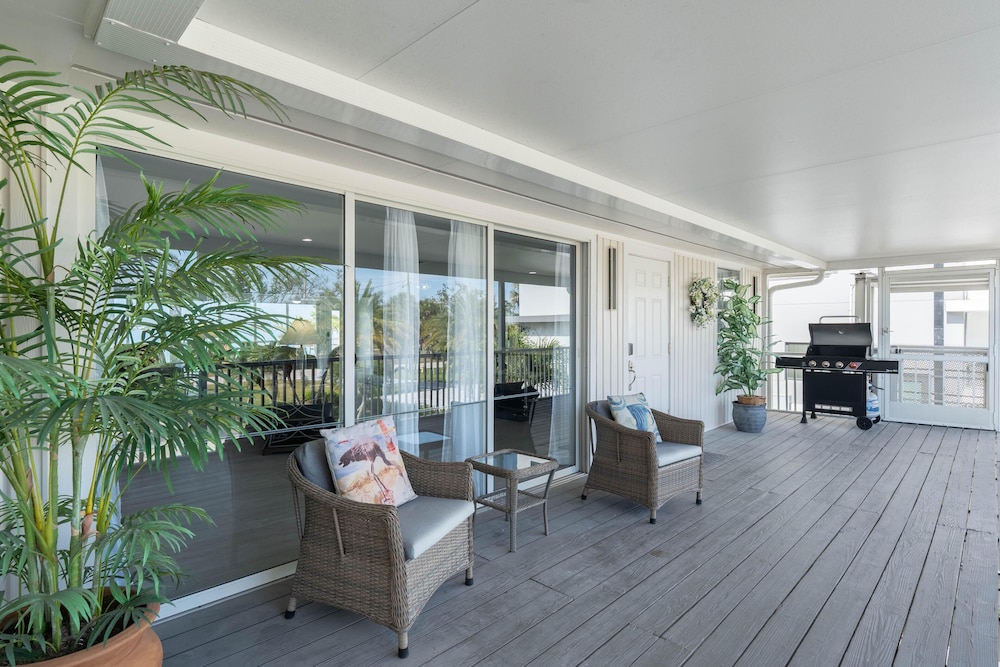 Island Bay Retreat