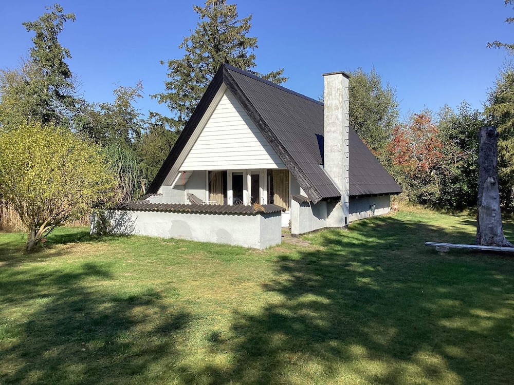 6 Person Holiday Home in Rodby