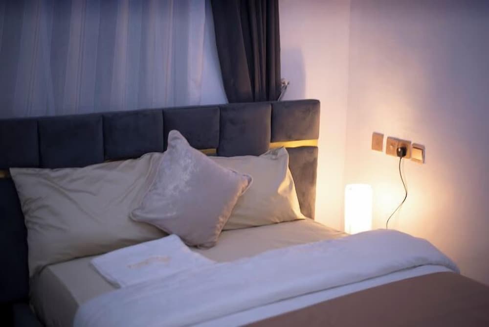 PrimeAxis Apartment