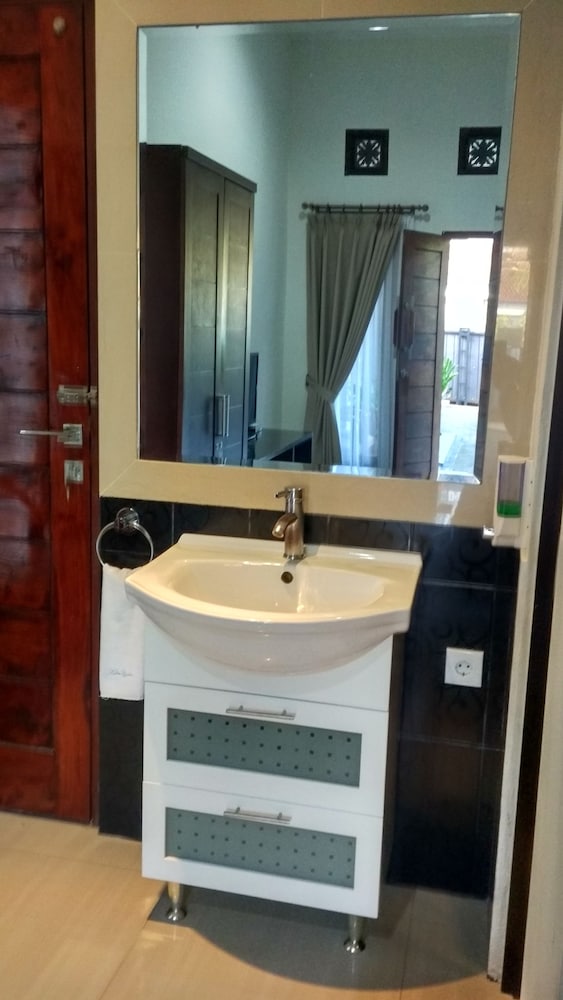 Kubu Garden Suites & Villas Nusa Dua