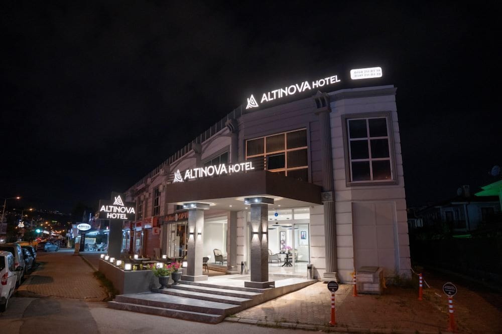 Altınova Hotel Sakarya