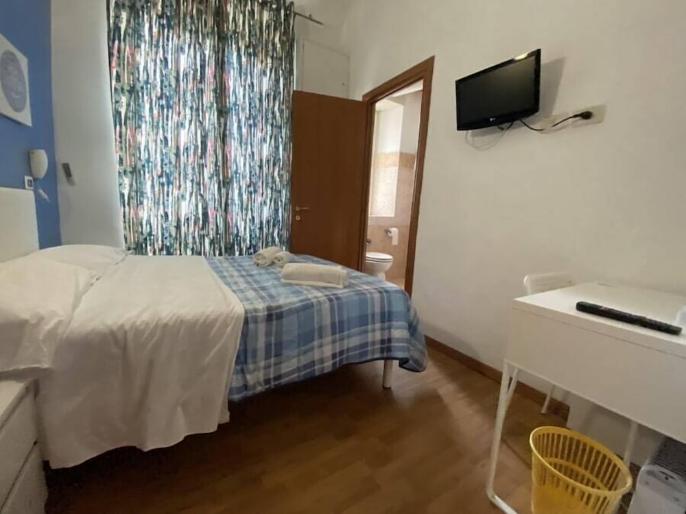 Freedom Traveller Hostel