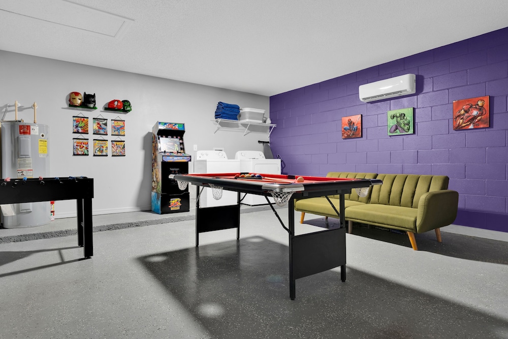 South Facing Pool & Spa - Emerald Island Gated Resort - Image 2