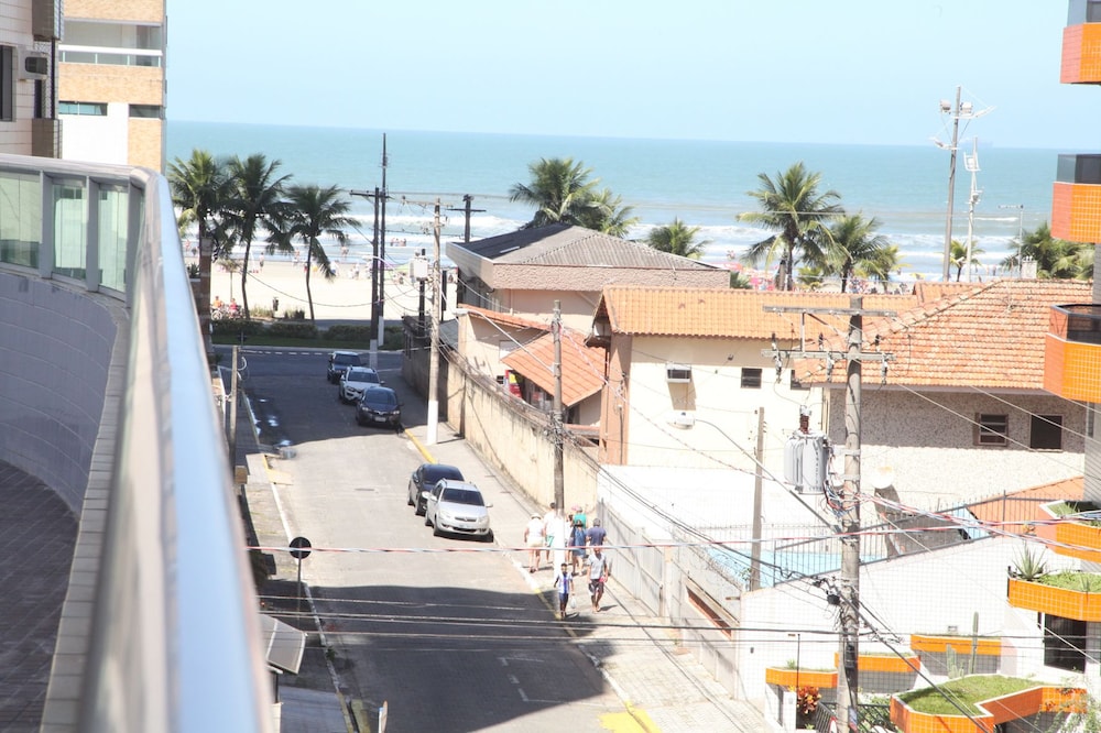 100m da Praia Aviação Imperdível view 2