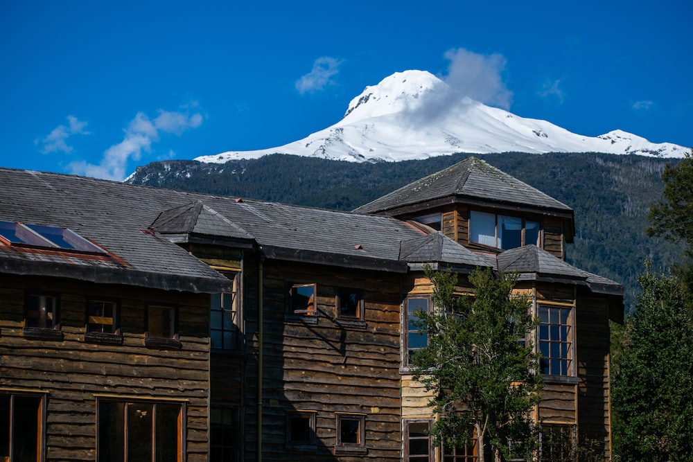 Andes Lodge