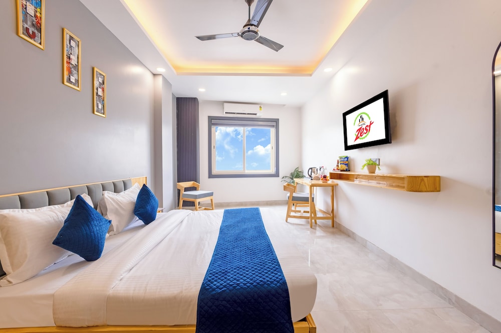 Hotel Zest Near IGI Airport